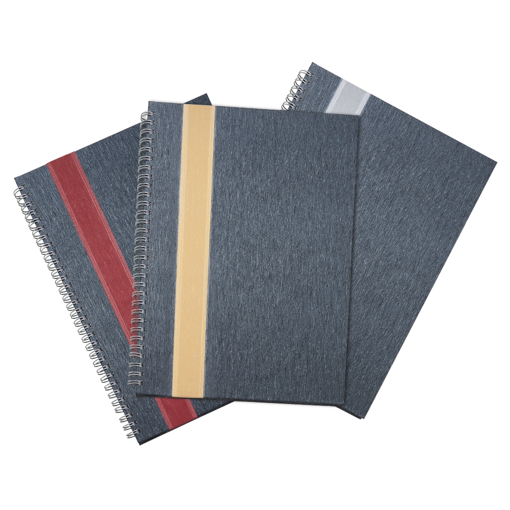 Caderno Grande com Faixa