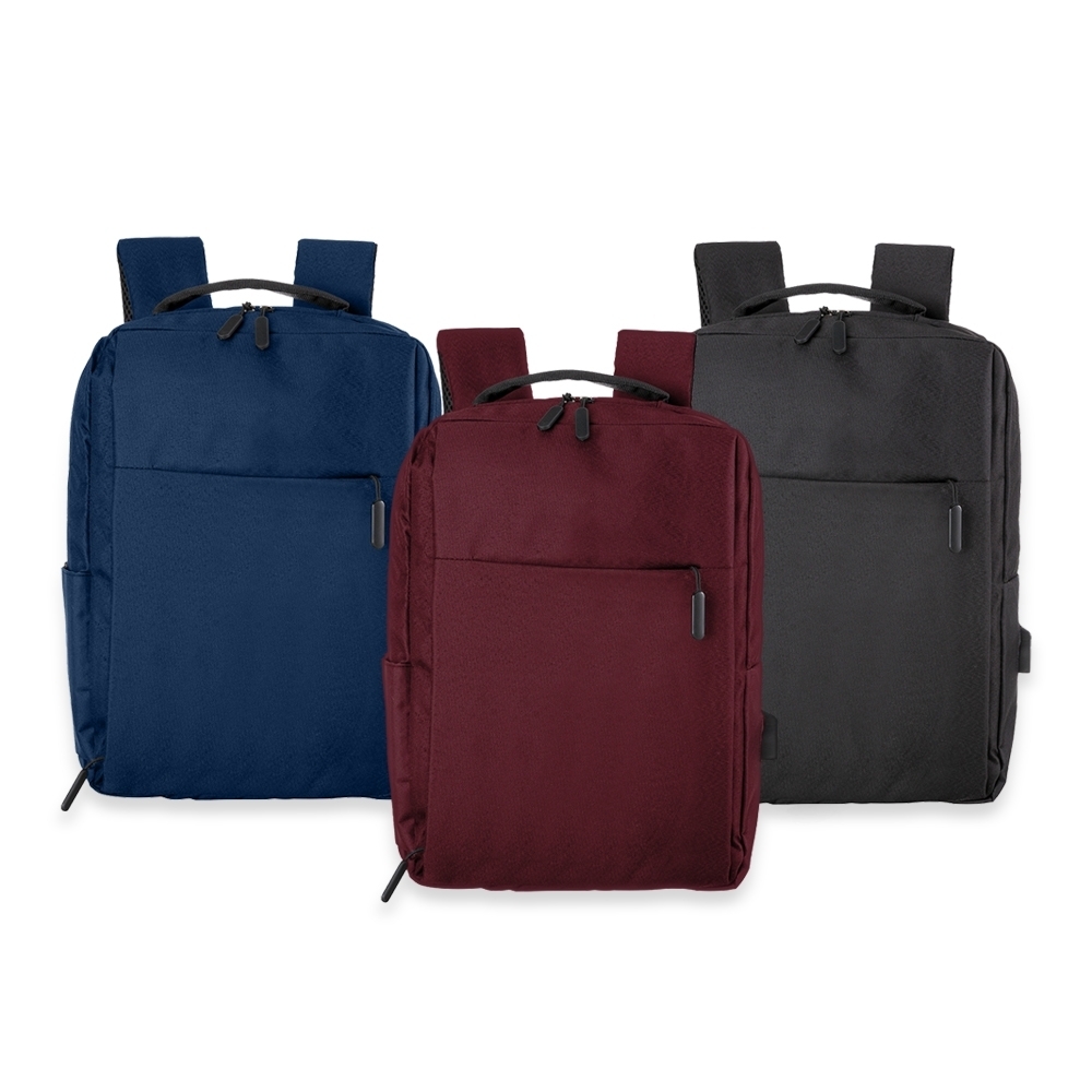 Mochila de Nylon 31L USB